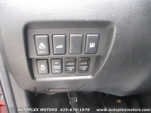 Used 2012 Nissan Murano SL w/ Navigation Pkg image 26