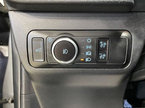Used 2023 Ford Escape ST-Line Elite w/ Premium Technology Package AWD/4WD image 12