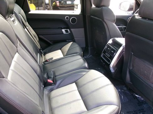 Used 2017 Land Rover Range Rover Sport AWD/4WD image 12