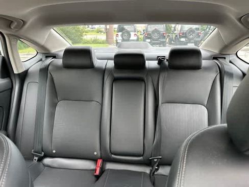 Used 2023 Honda Civic Touring image 7