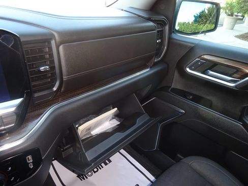 Certified 2023 Chevrolet Silverado 1500 LT RWD image 28