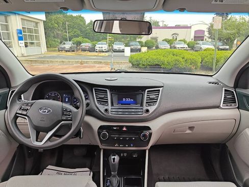 Used 2016 Hyundai Tucson SE w/ Option Group 02 AWD/4WD image 10