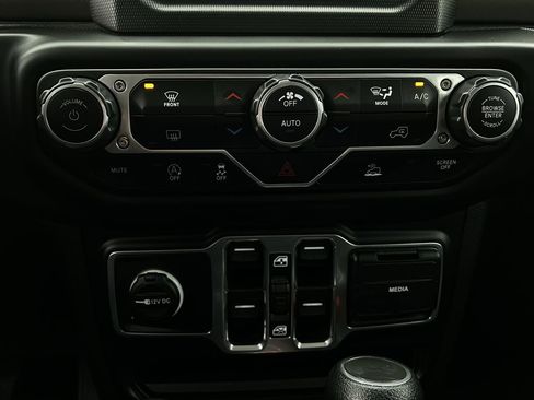 Used 2023 Jeep Wrangler Unlimited Sport AWD/4WD image 20