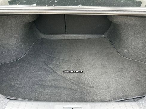Certified 2025 Nissan Sentra SR w/ SR Premium Package FWD image 16