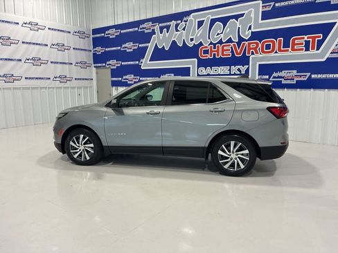 Used 2024 Chevrolet Equinox LT w/ LPO, Floor Liner Package image 3