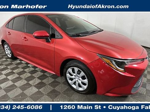 Used 2020 Toyota Corolla LE FWD image 1