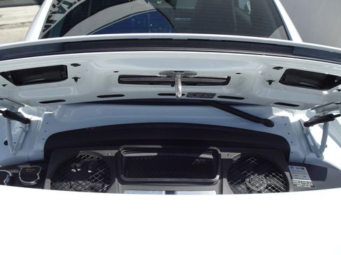 Used 2015 Porsche 911 Carrera S RWD image 8