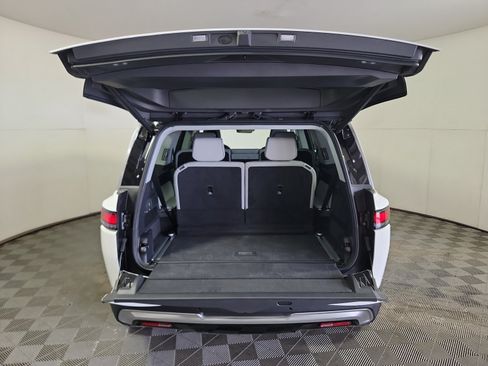 Used 2024 Rivian R1S Adventure AWD/4WD image 15