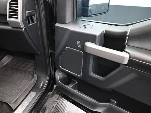 Used 2020 Ford F150 Platinum w/ Equipment Group 701A Luxury AWD/4WD image 19
