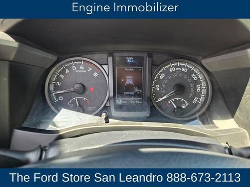 Used 2019 Toyota Tacoma TRD Sport w/ Technology Package RWD image 27