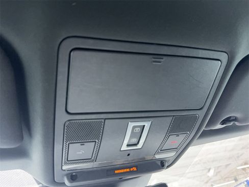 Used 2020 Land Rover Range Rover Evoque S image 35