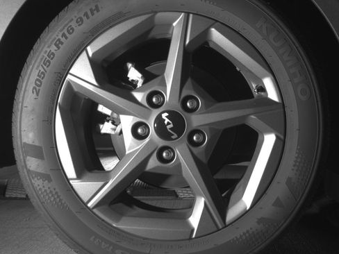 Used 2025 Kia K4 FWD image 14