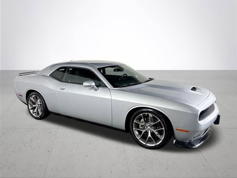 Used 2022 Dodge Challenger GT image 4