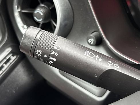 Used 2016 Chevrolet Camaro LT RWD image 37