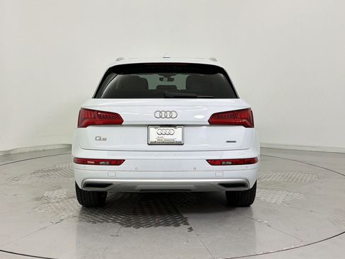 Used 2019 Audi Q5 2.0T Premium Plus w/ Premium Plus Package AWD/4WD image 10