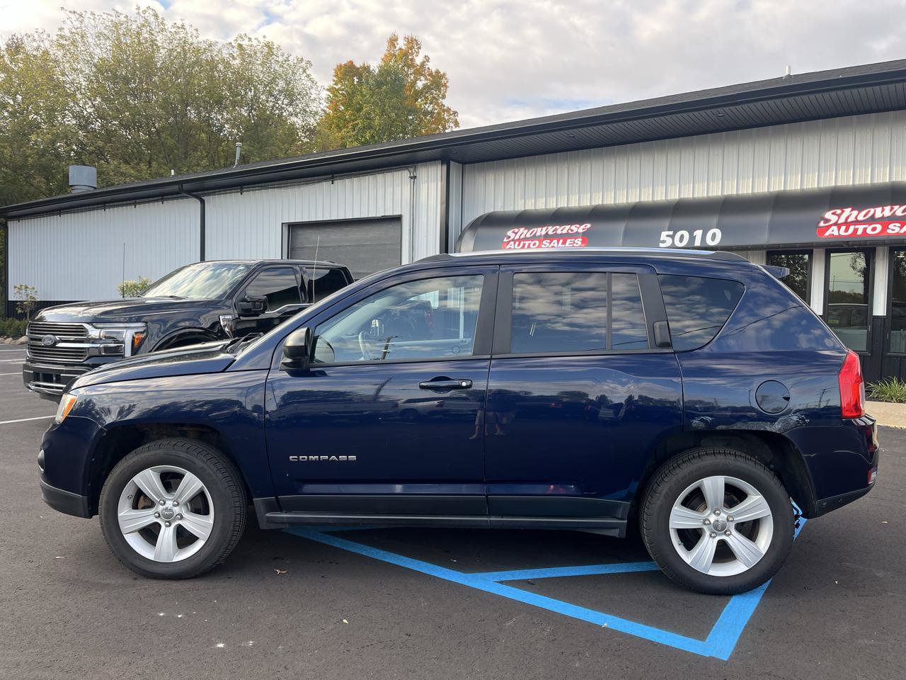 Used 2012 Jeep Compass Sport AWD/4WD image 8