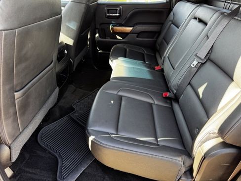 Used 2018 Chevrolet Silverado 1500 LTZ w/ Sport Package image 6