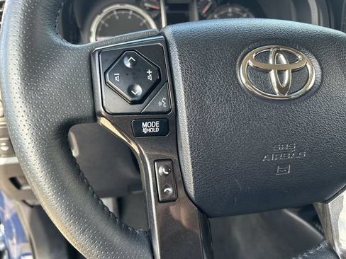Used 2021 Toyota 4Runner TRD Off-Road Premium AWD/4WD image 25