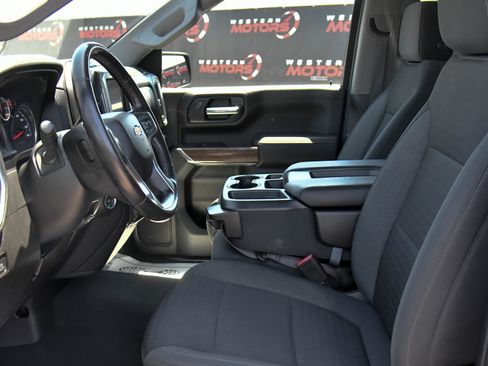 Used 2022 Chevrolet Silverado 1500 LT RWD image 17