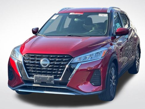 Used 2021 Nissan Kicks SV FWD image 6