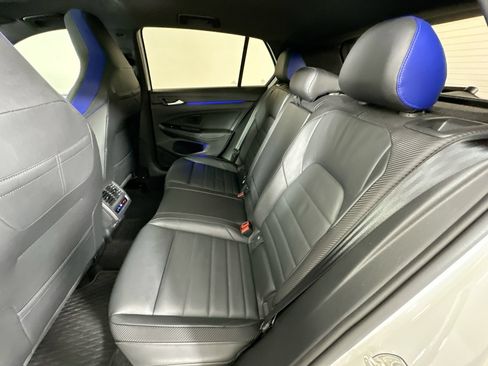 Used 2024 Volkswagen Golf R AWD/4WD image 38