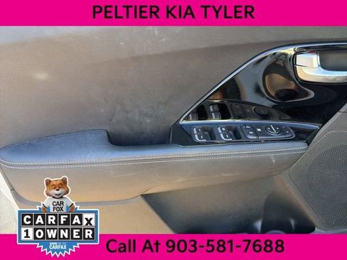 Certified 2020 Kia Niro LXS image 16