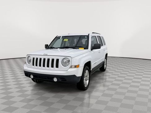 Used 2015 Jeep Patriot Latitude image 5