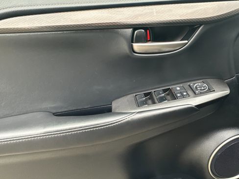 Used 2016 Lexus NX 200t FWD image 11