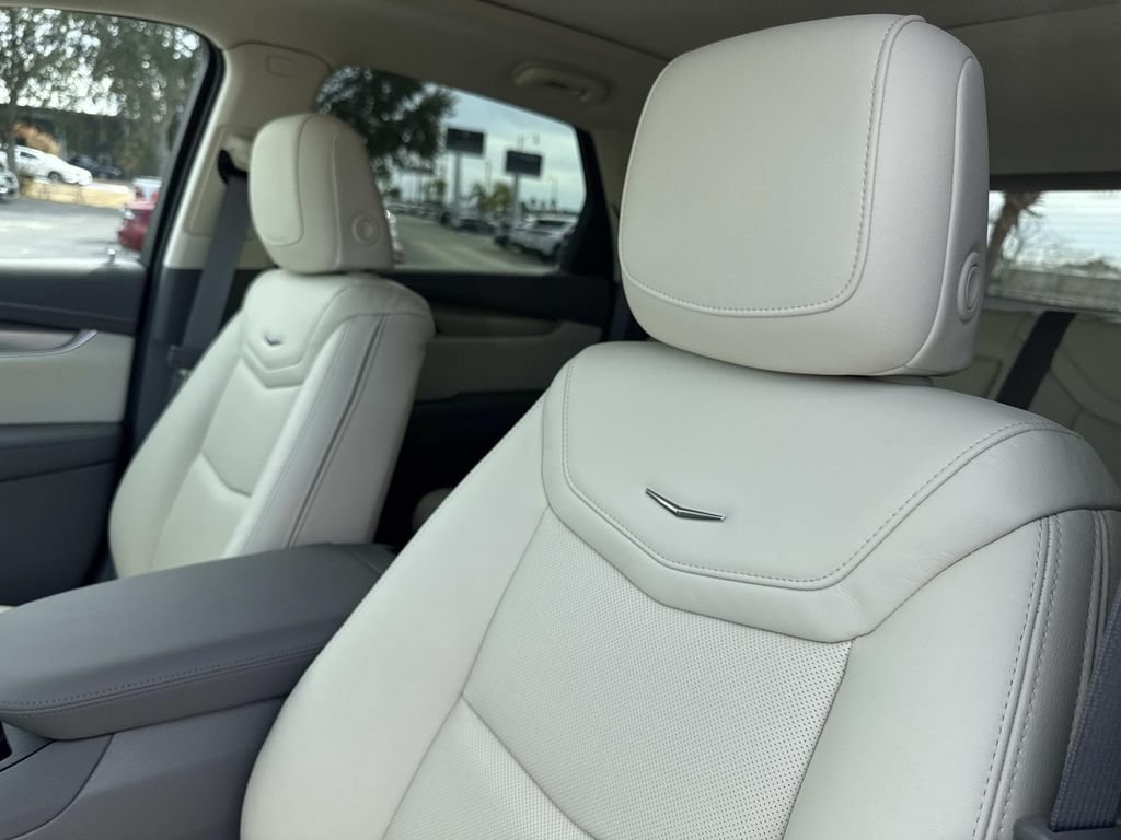 New 2026 Cadillac XT5 Premium Luxury w/ Driver Assist Package AWD/4WD image 21