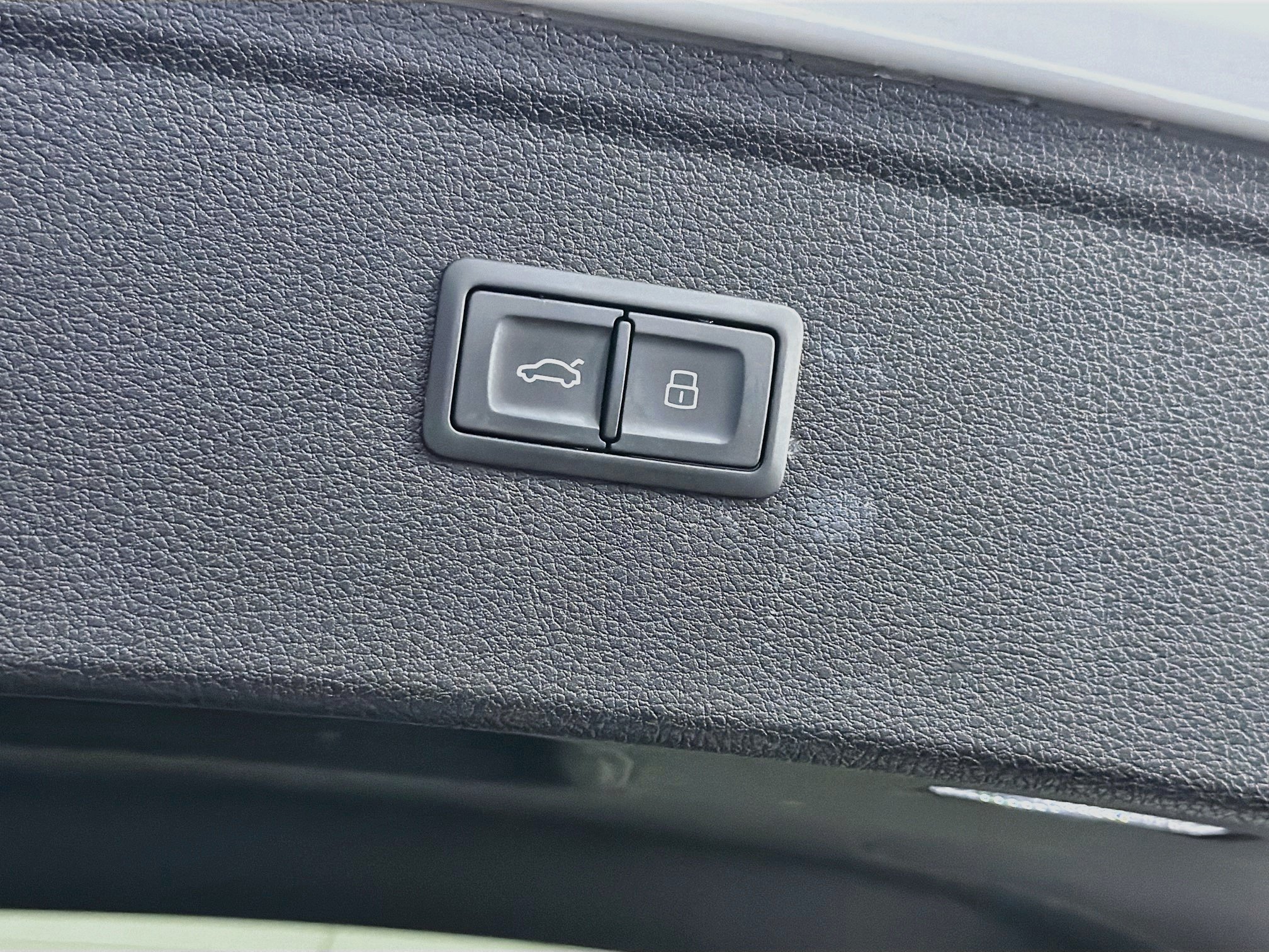 Used 2019 Audi Q5 2.0T Premium AWD/4WD image 30
