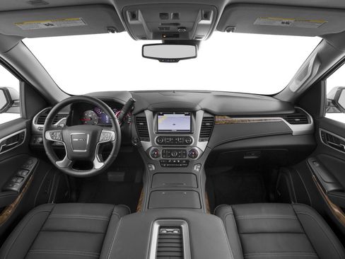 Used 2017 GMC Yukon Denali w/ Open Road Package image 8