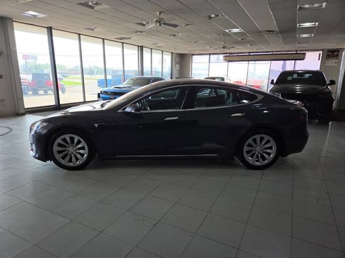 Used 2018 Tesla Model S 75D image 4