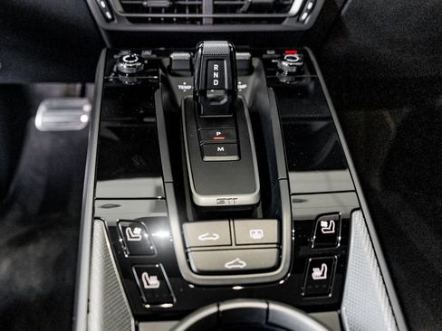 Certified 2024 Porsche 911 Carrera 4S w/ Sport Package image 29