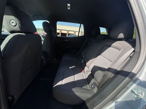 Used 2025 Chevrolet Equinox LT image 29