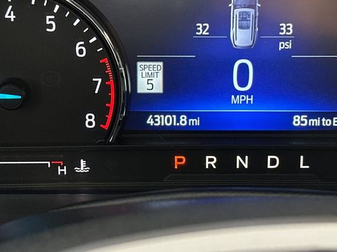 Certified 2022 Ford Explorer XLT w/ Equipment Group 202A RWD image 26