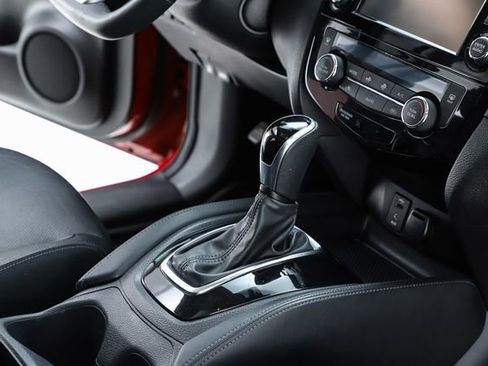 Used 2017 Nissan Rogue SL w/ SL Premium Package AWD/4WD image 37