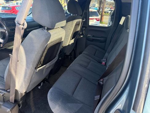 Used 2007 Chevrolet Silverado 2500 LT w/ 2LT Audio Package image 13