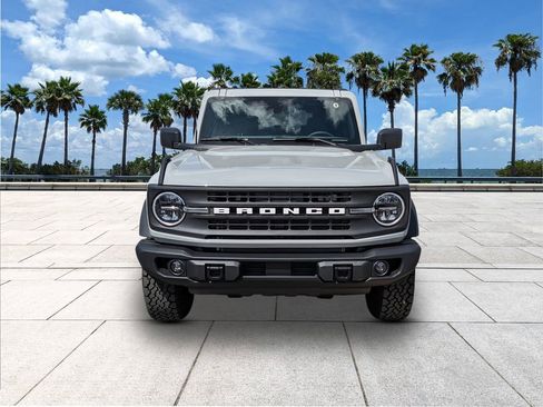 New 2026 Ford Bronco Big Bend w/ Black Diamond Package AWD/4WD image 2