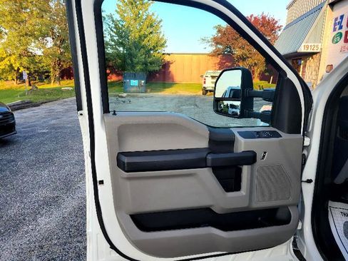 Used 2020 Ford F250 XL w/ Power Equipment Group image 53