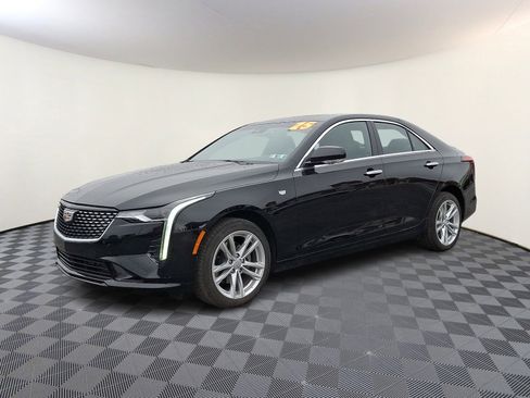 Used 2025 Cadillac CT4 Luxury image 3