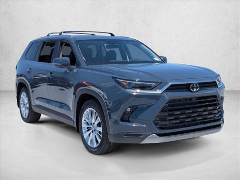 New 2026 Toyota Grand Highlander AWD image 7