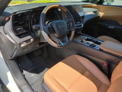 Used 2024 Lexus RX 350 Premium w/ Convenience Package FWD image 13