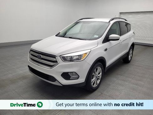 Used 2018 Ford Escape SE image 1