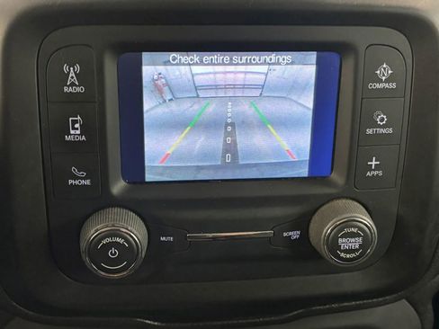 Used 2019 Jeep Renegade Sport w/ Sport Appearance Group FWD image 39