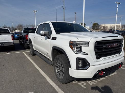 Used 2019 GMC Sierra 1500 AT4 w/ AT4 Premium Package image 3