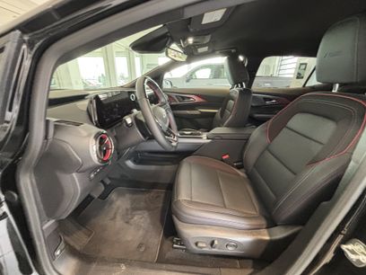 Used 2025 Chevrolet Equinox EV RS w/ Active Safety Package 3