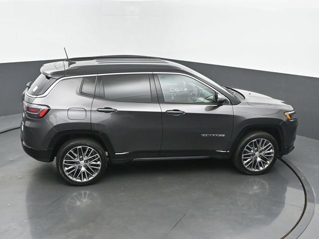 Used 2024 Jeep Compass Limited w/ Elite Group AWD/4WD image 39