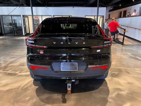 Used 2023 Volvo C40 P8 Recharge Ultimate image 4