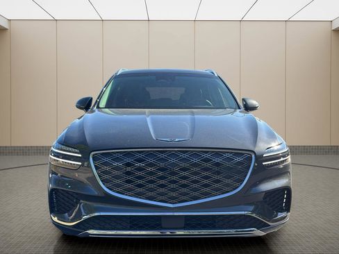 Certified 2026 Genesis GV70 2.5T AWD/4WD image 8