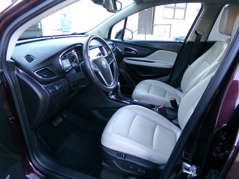 Used 2017 Buick Encore Premium image 10
